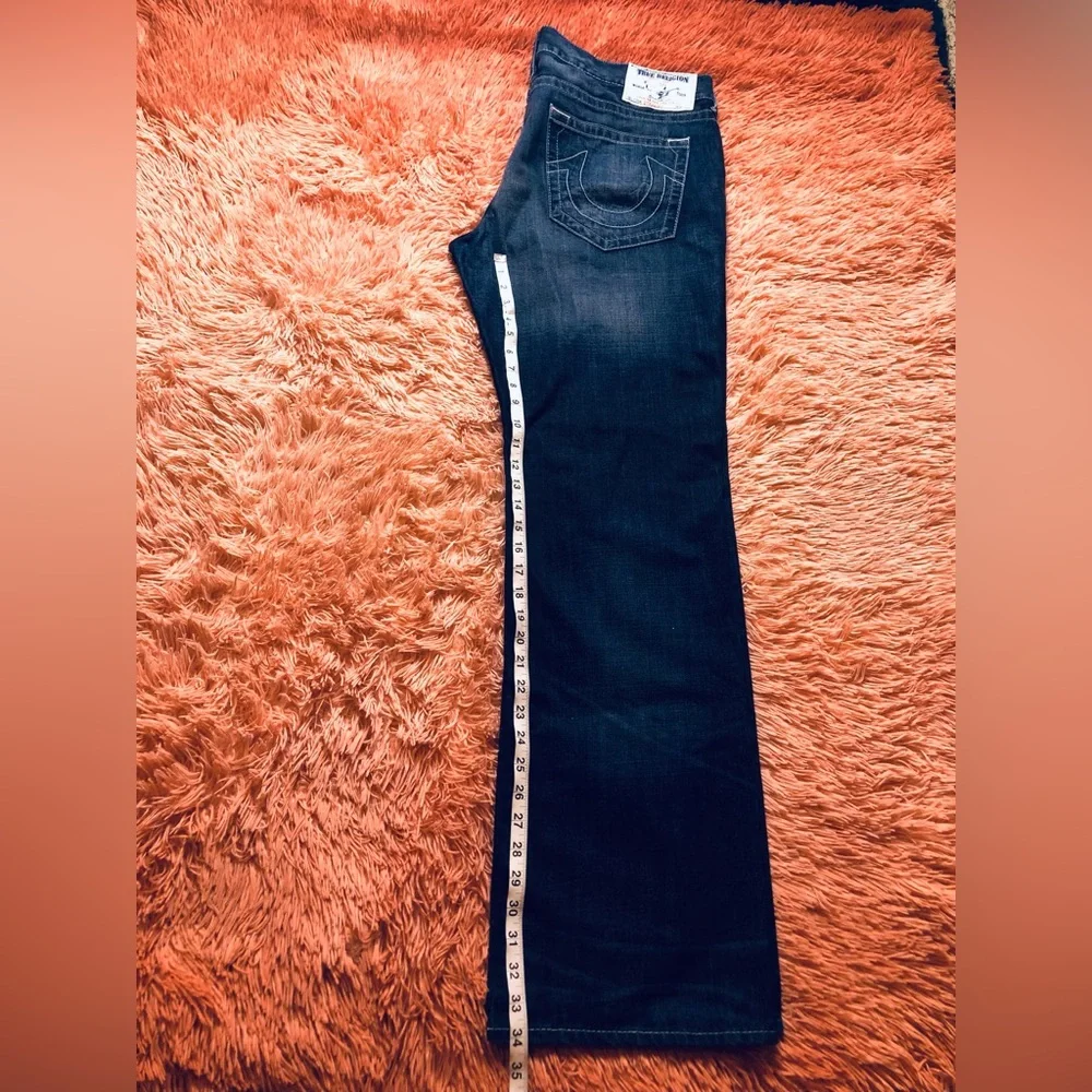 True Religion Straight Leg Men’s Dark Wash Denim/Jean. Size 38